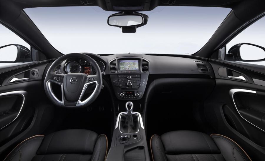  Opel Insignia 2012 года  (фото 5 из 32)